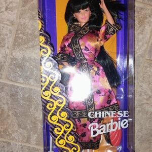 New Vintage 1993 Chinese Barbie Dolls Of The World Collection